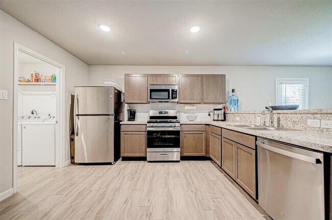 Building Photo - 115 Wilburn Dr