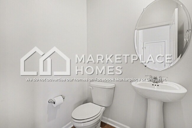 Building Photo - 5628 Hickory Woods Dr