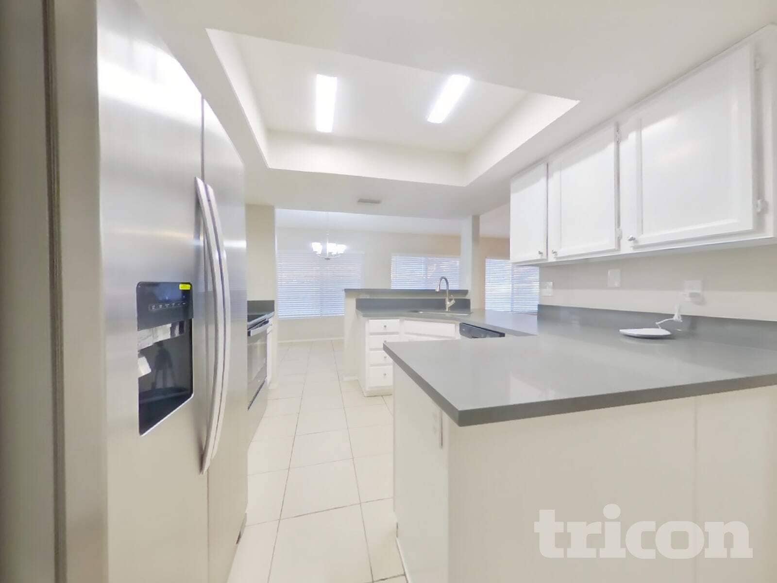 Building Photo - 7631 W Cheryl Dr