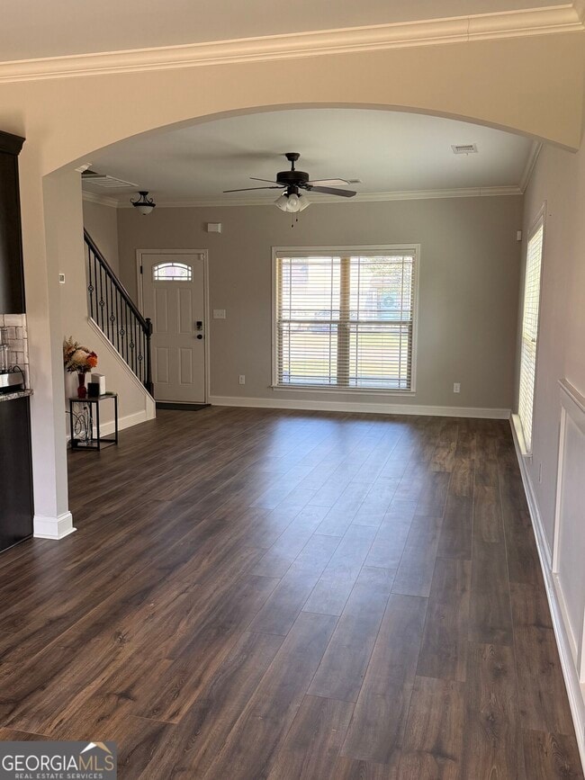 Building Photo - 111 Sourwood Ln