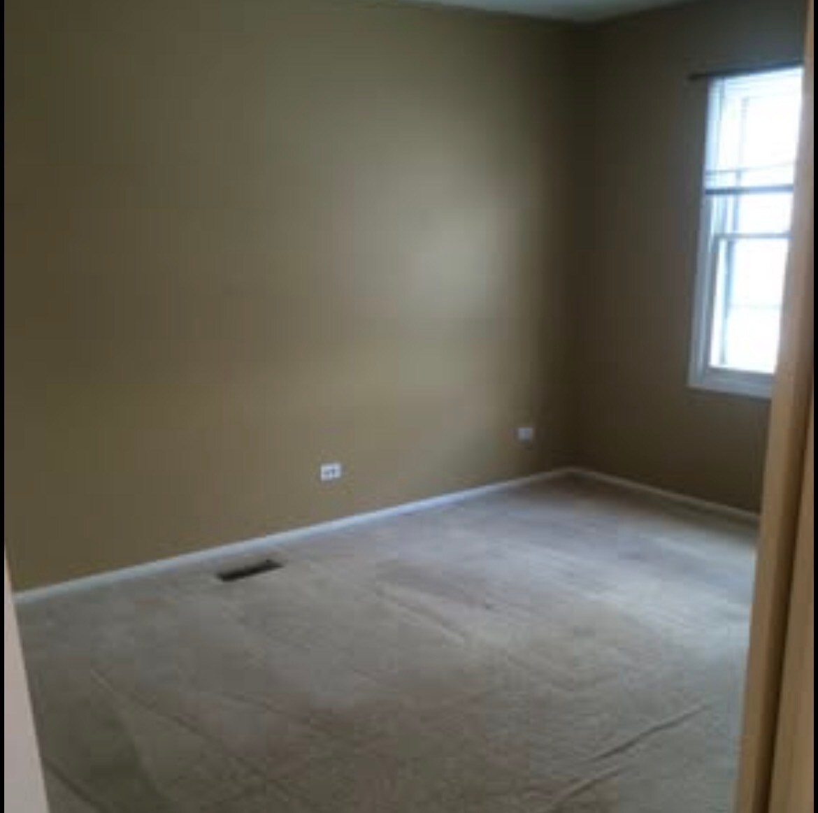 Building Photo - 1950 Hancock Dr