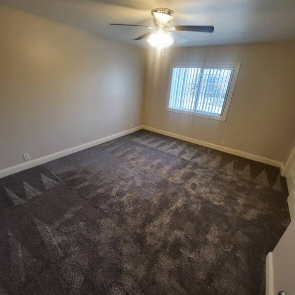 Building Photo - 4401 S 27th St