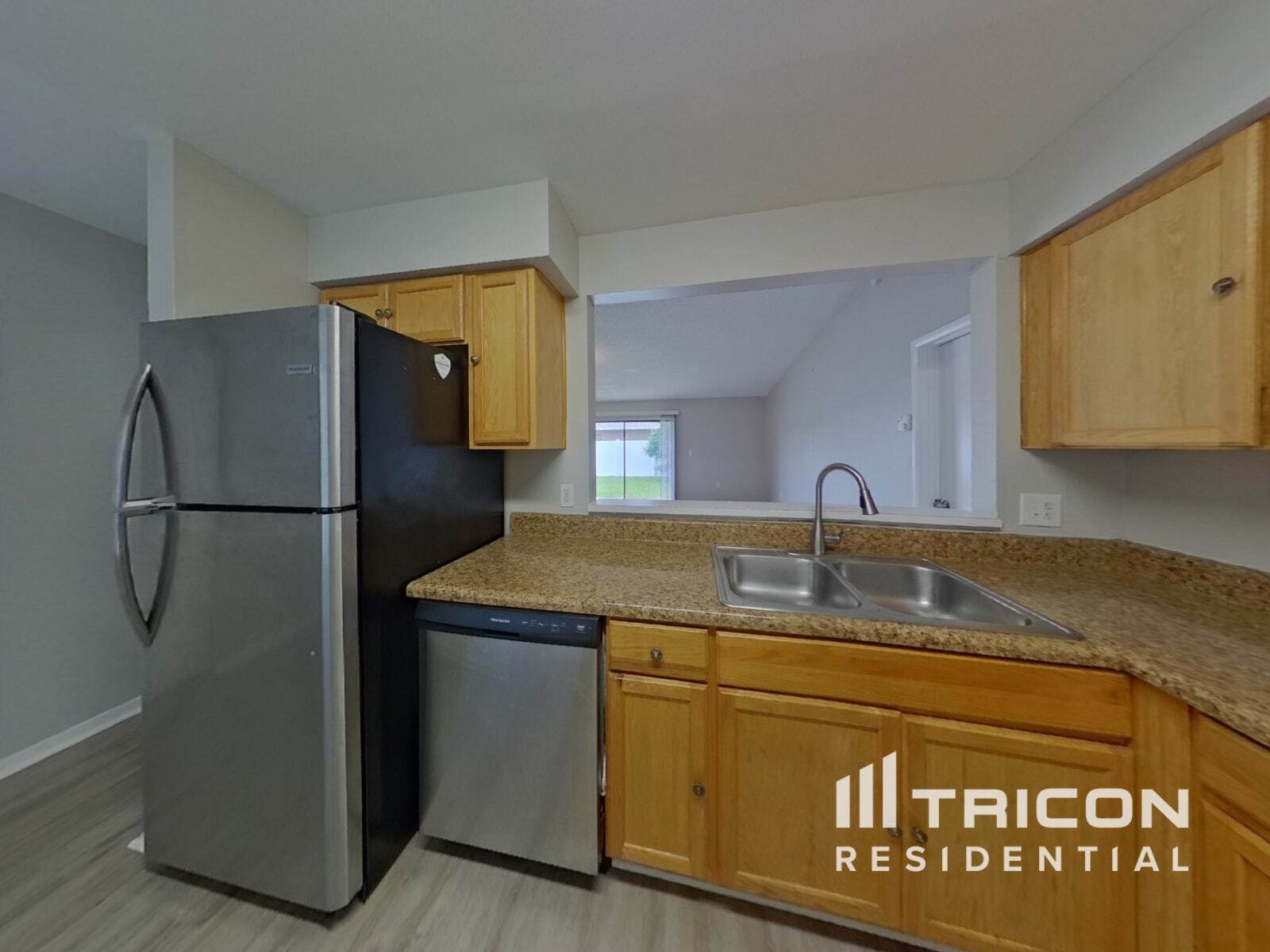Building Photo - 641 Heraldo Ct