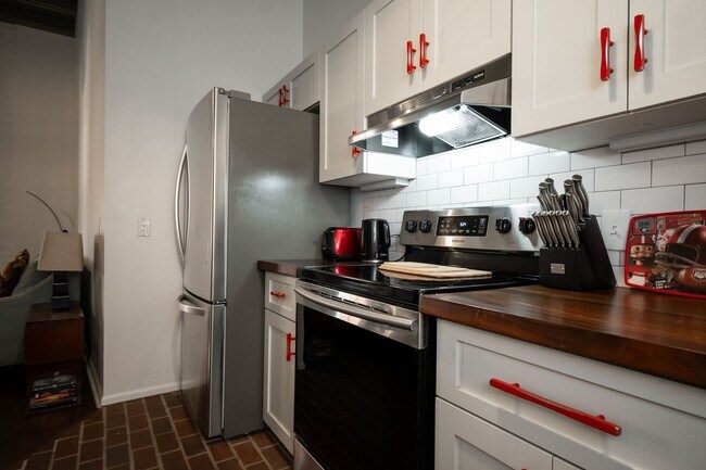 Building Photo - Cotton Exchange #202 - Available Now