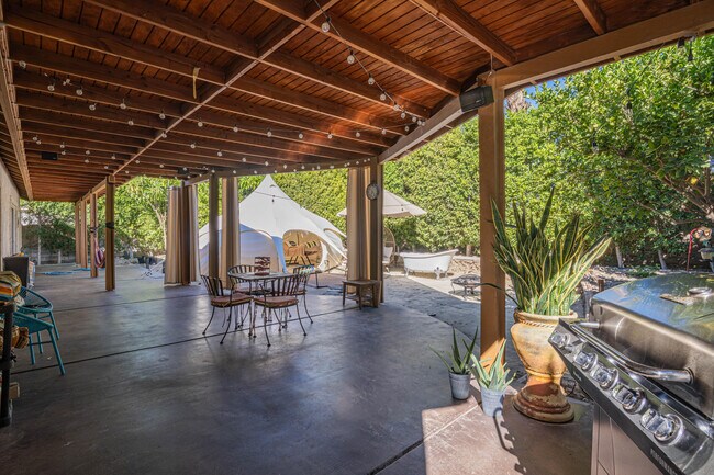 Building Photo - 79120 Canterra Dr