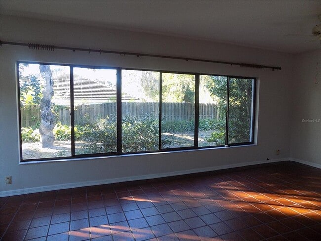 Building Photo - 408 Sassafras Ln