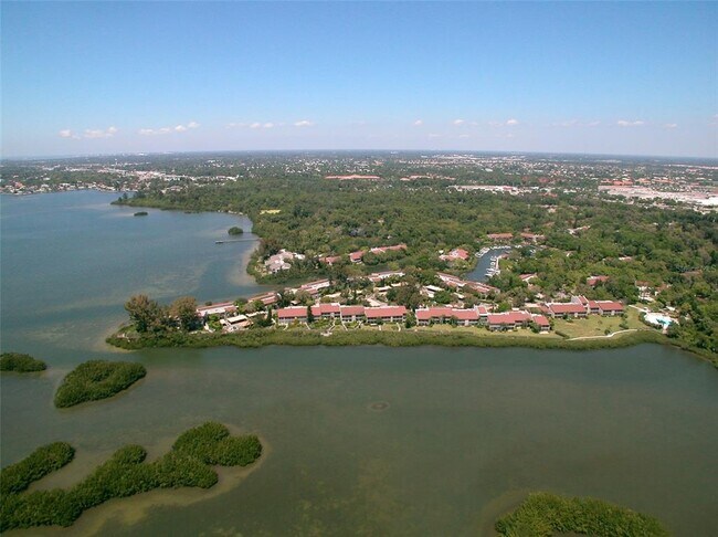 Building Photo - 1633 Boathouse Cir