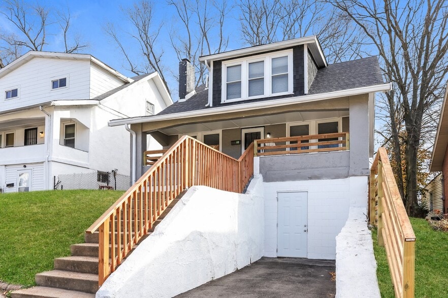 Building Photo - 3812 Avondale Ave