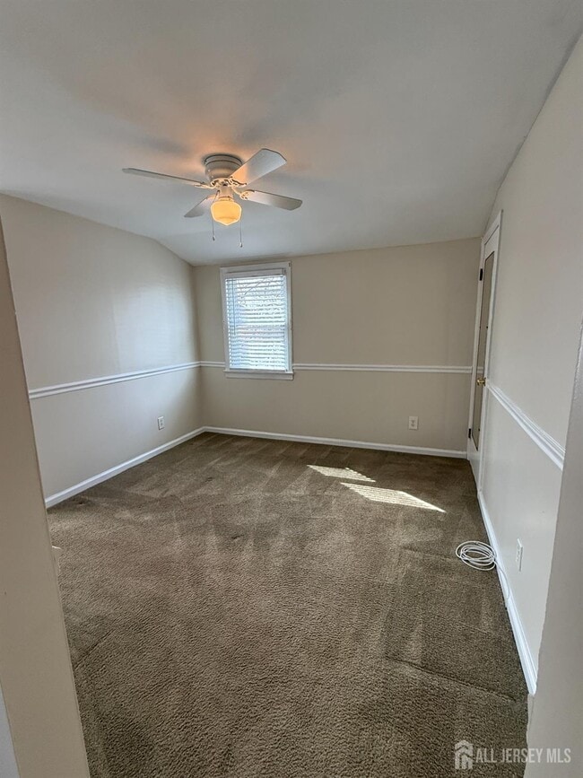 Building Photo - 20 Broadway