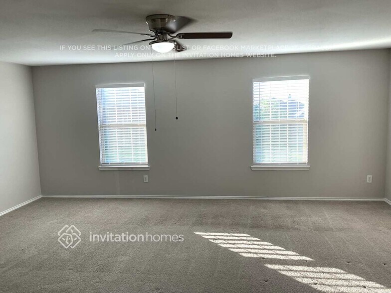 Building Photo - 504 Azalea Dr
