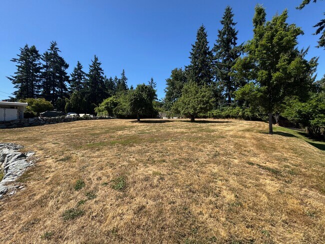 Building Photo - 24029 99th Ave SW