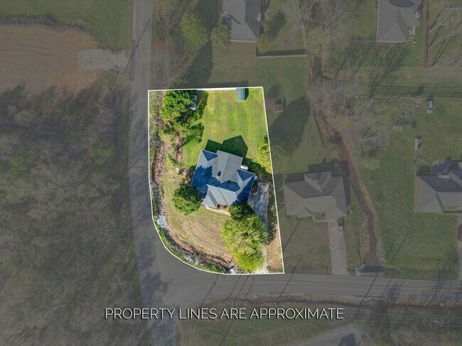 Building Photo - Large Home in Harvest