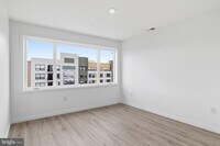 Building Photo - 915 N Broad St