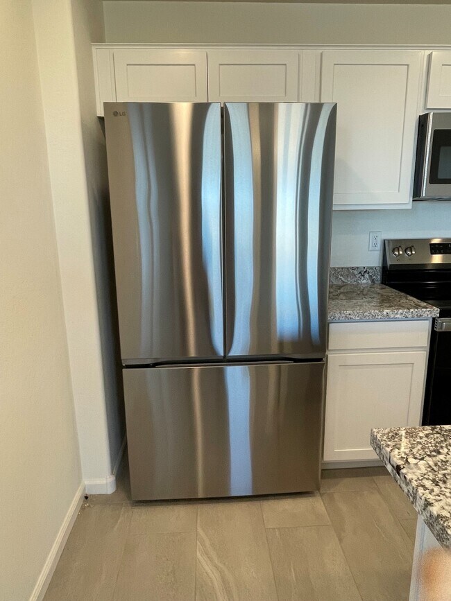 Building Photo - 1118 Helsing Rd