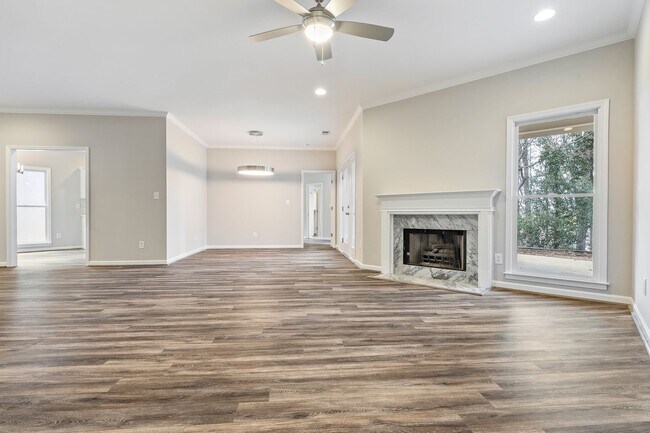 Building Photo - 1223 Berwick Rd