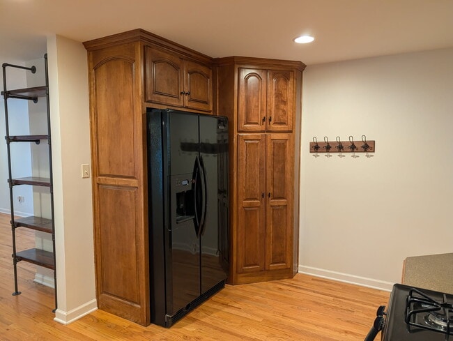 Building Photo - 7626 McGee St