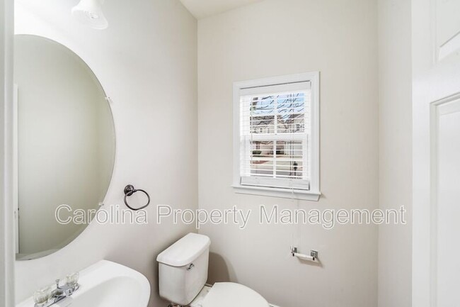 Building Photo - 9710 Rocky Ford Club Rd