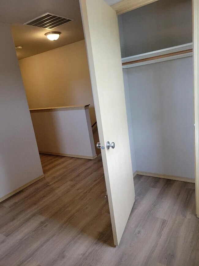 Building Photo - 18323-18313 13th Ave Ct E