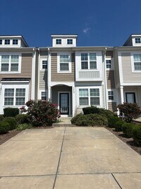 Building Photo - 3BR/2BA Townhouse in Concord