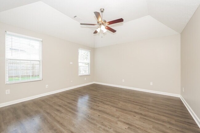 Building Photo - 3308 Milbridge Dr