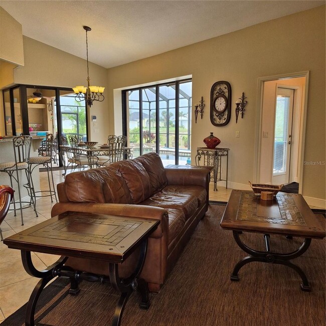 Building Photo - **ROTONDA WEST, 3/2/2, POOL HOME**