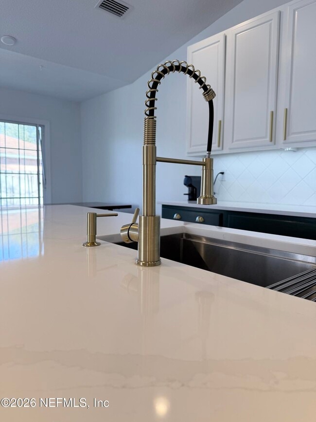 Building Photo - 4014 Cedar Bluff Ln