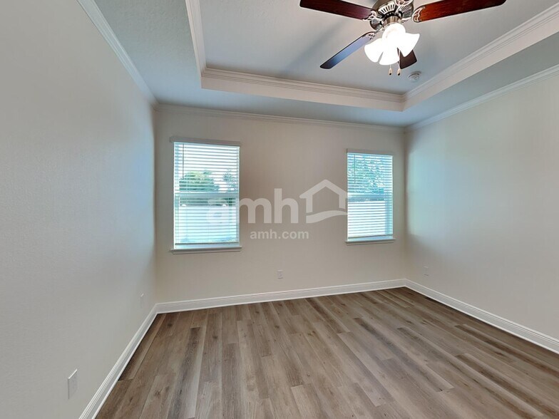 Building Photo - 1044 Heavenly Dr