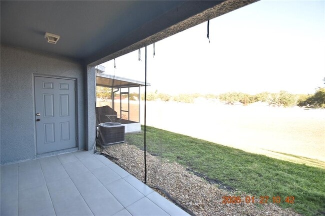 Building Photo - 1535 Blue Magnolia Rd