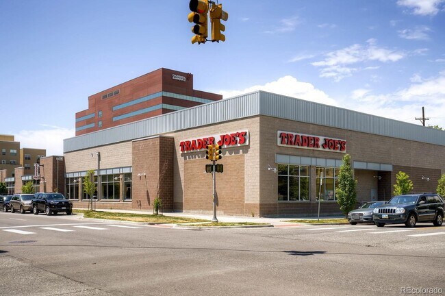 Building Photo - 740 N Sherman St