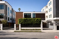 Building Photo - 1307 Tamarind Ave