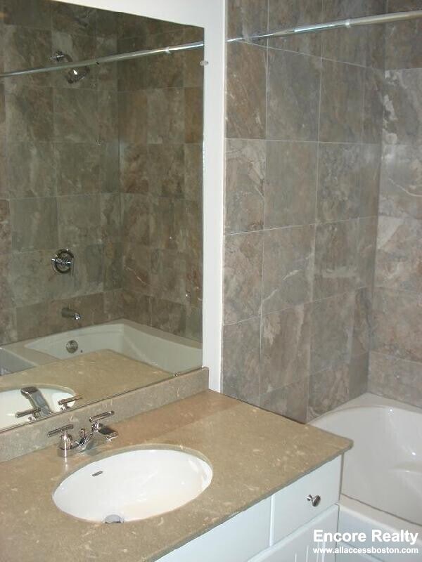 Building Photo - 110 Second St. Unit RJ78