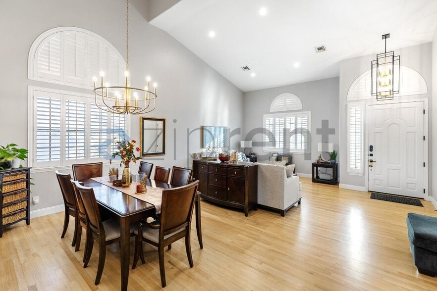 Building Photo - 9420 Greenham Cir