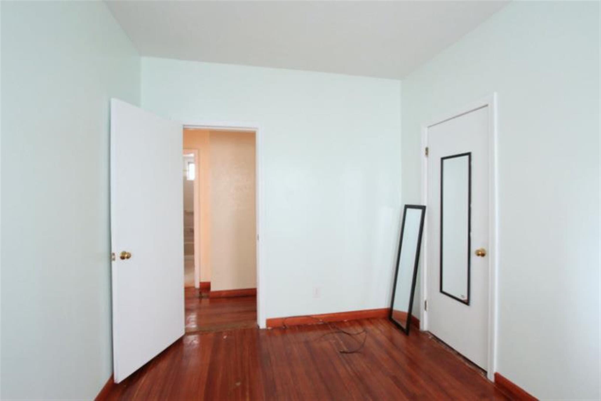 Building Photo - 14 Belknap St