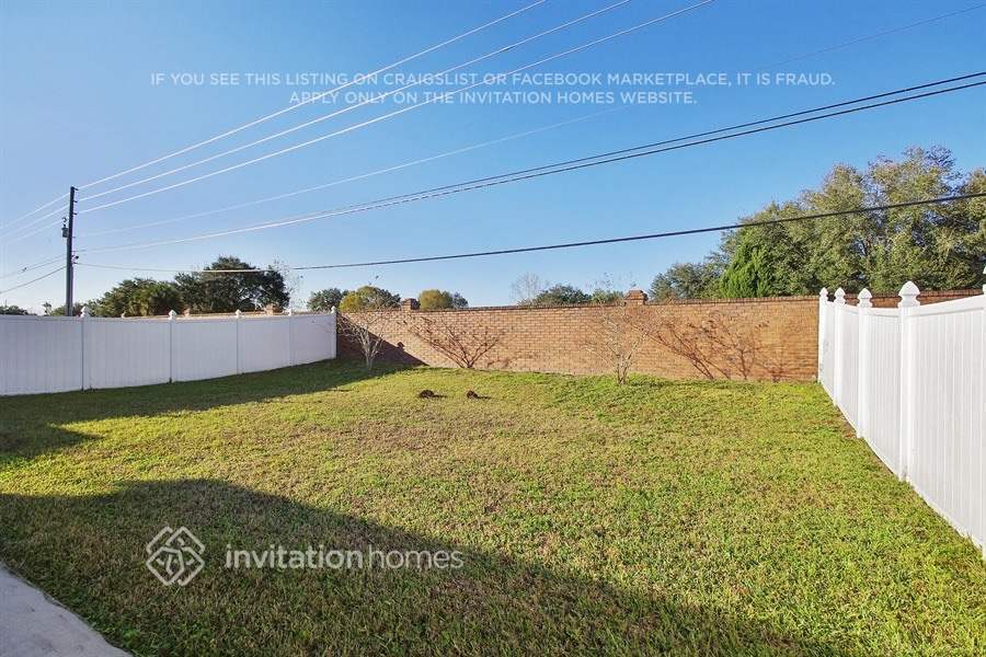 Building Photo - 14127 Econ Woods Ln