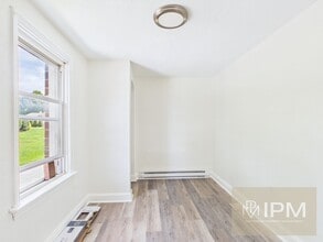 Building Photo - 183 S Highland Ave