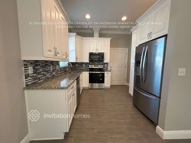 Building Photo - 1453 Pierce St