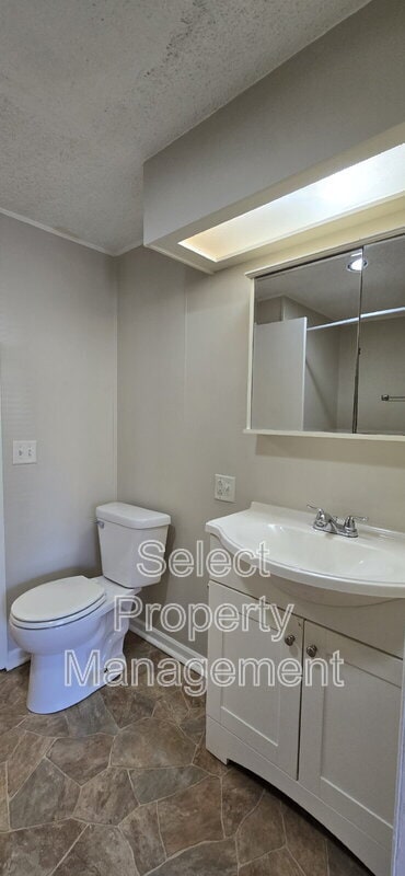 Building Photo - 3013 Prairie Grove Dr