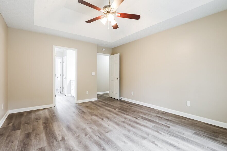 Building Photo - 9046 Jenni Cir