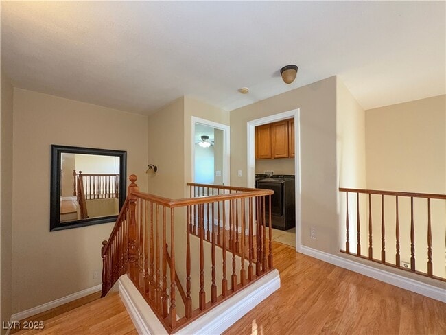 Building Photo - 1353 Robbers Roost Ave