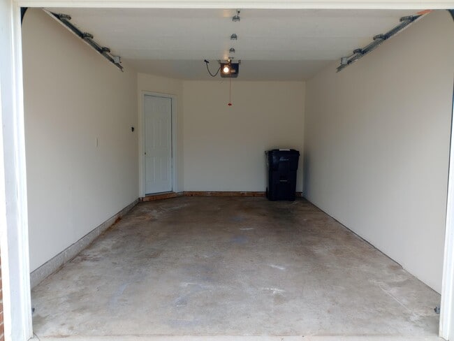 Building Photo - 4304 W Caleb Ct