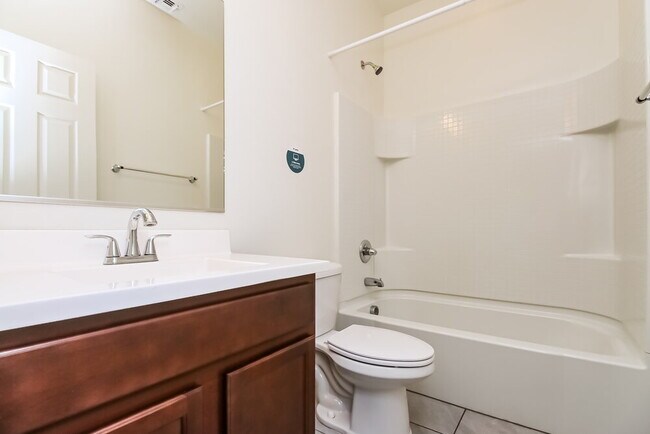 Building Photo - 7847 E Boise St