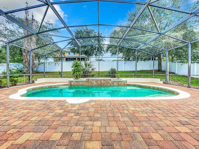 Building Photo - Verde Ridge Pool Home in Clermont