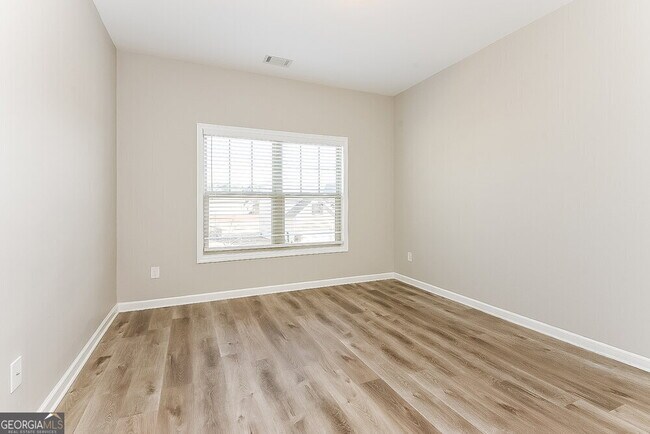 Building Photo - 4640 Settlers Grove Rd