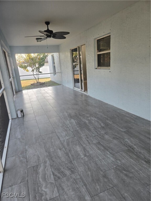 Building Photo - 301 SW 14th Pl