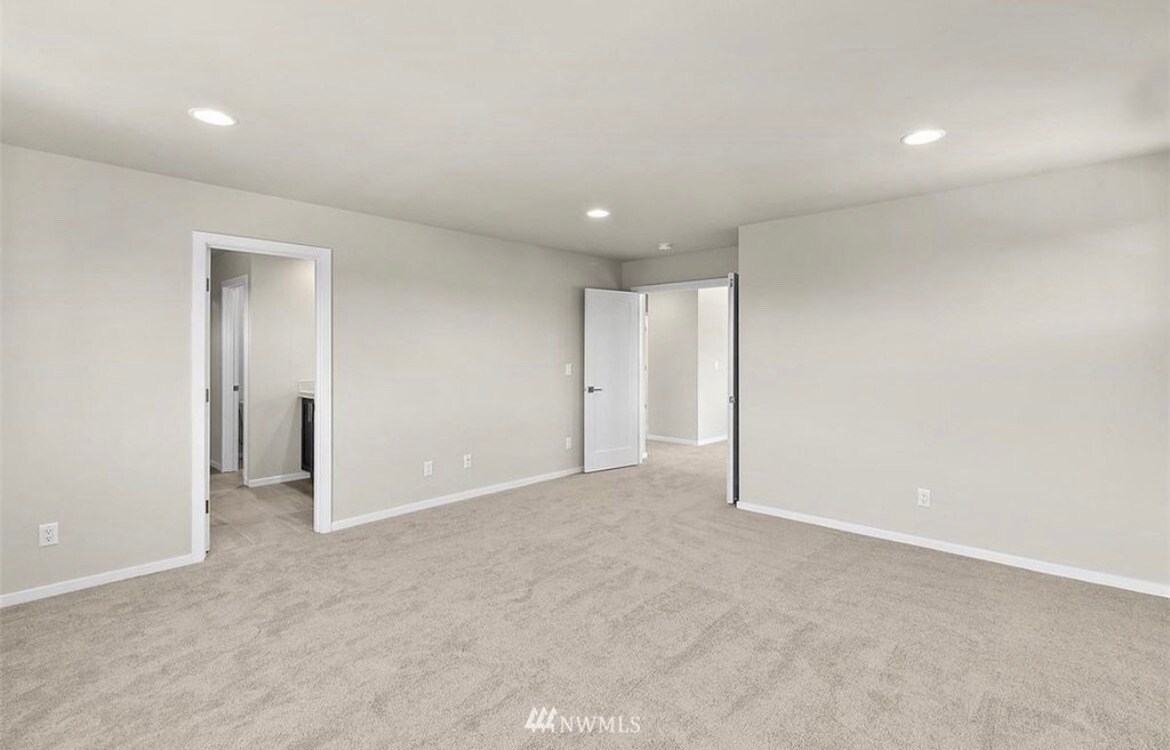 Building Photo - 10224 SE 268th Pl