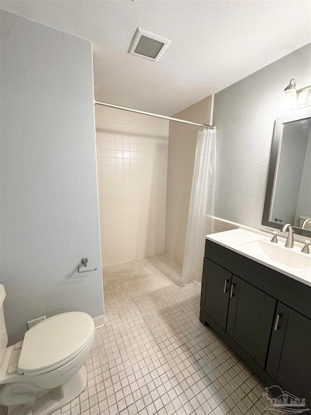 Building Photo - 825 Bayshore Dr