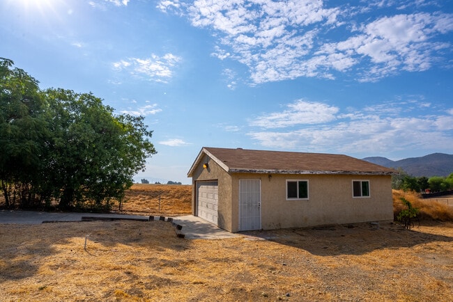 Building Photo - 20724 Palomar St
