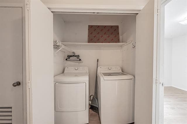 Building Photo - 1508 6th Ave