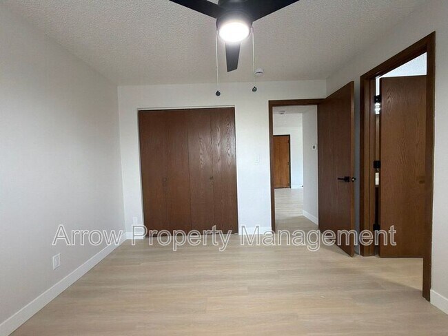 Building Photo - 539 N 24th St