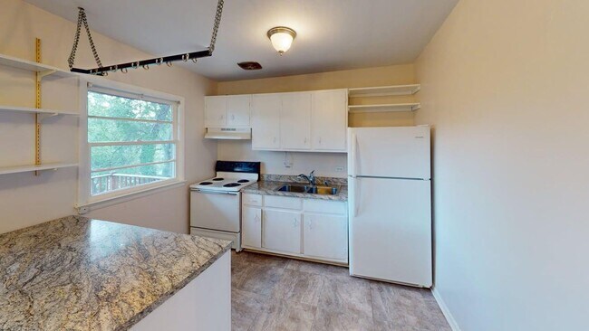 Building Photo - 130 Apple Tree Rd